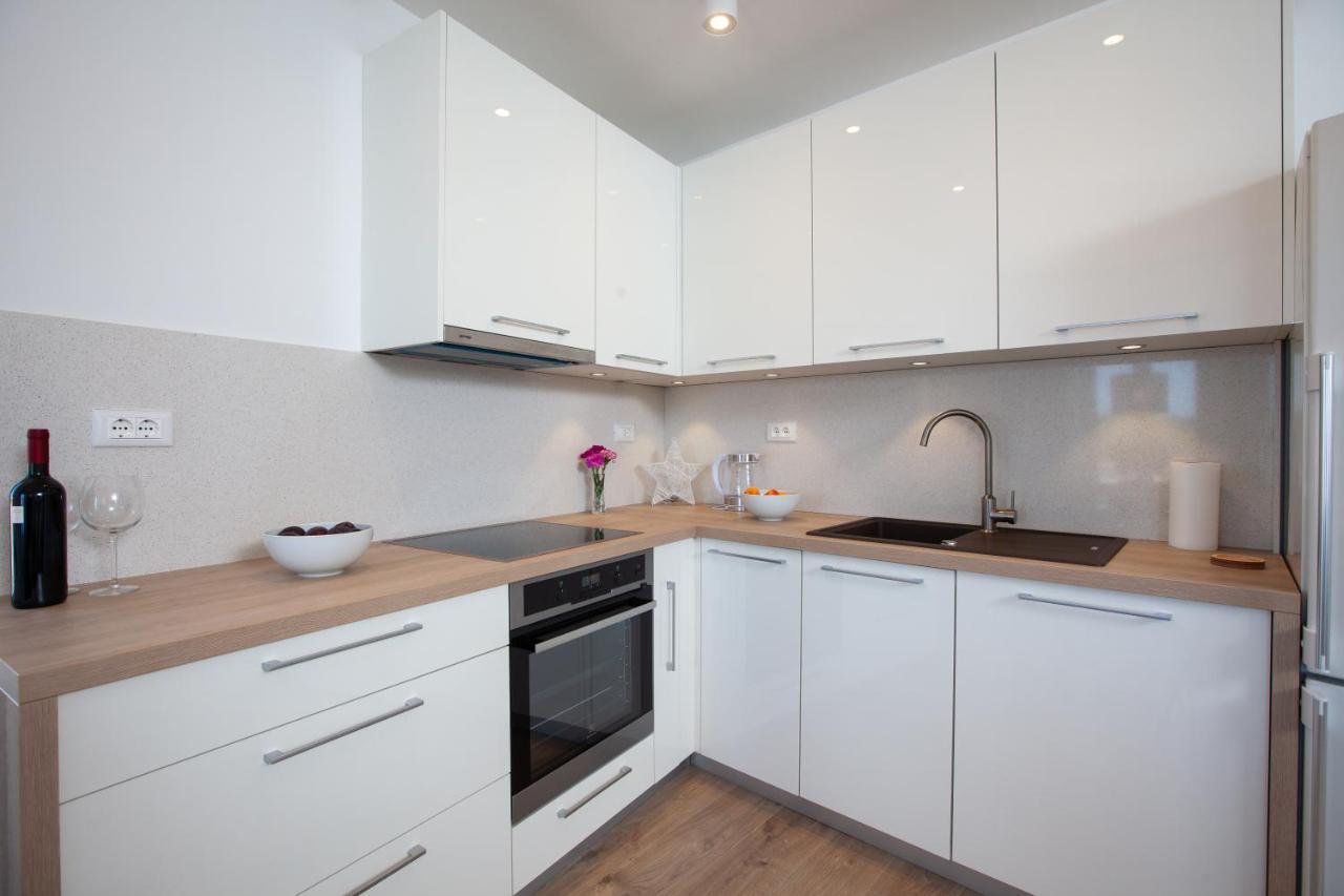 City Centar Apartments Makarska Ngoại thất bức ảnh